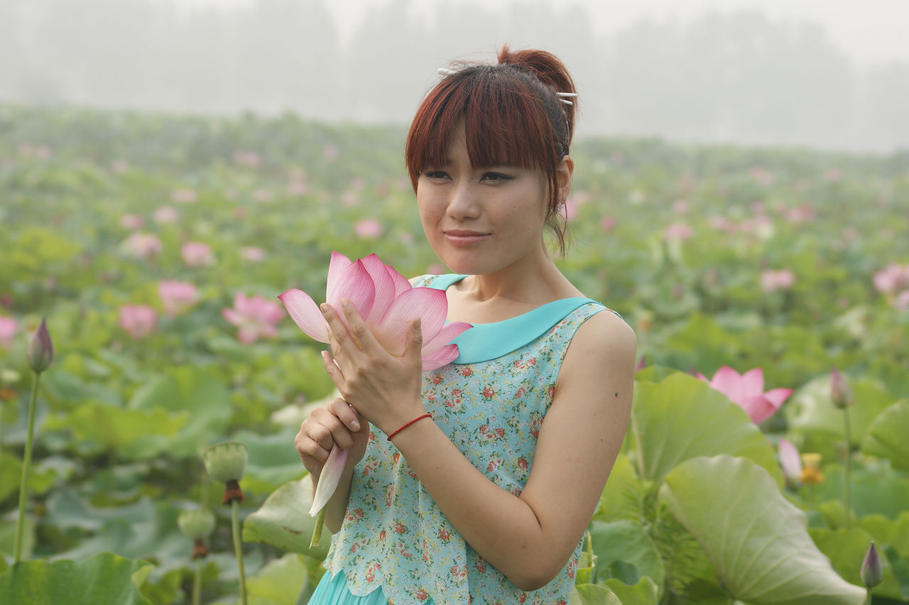 荷园　美女