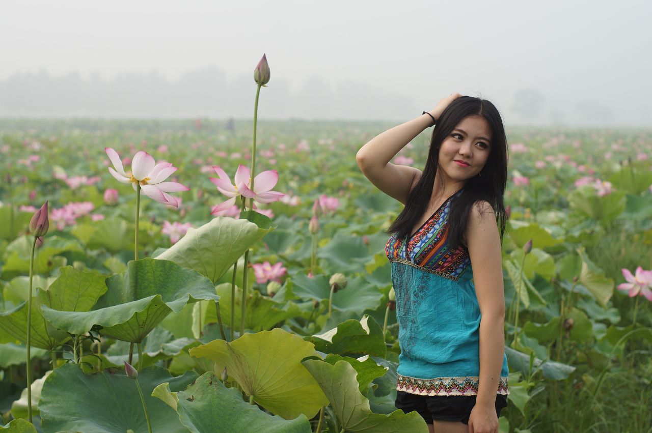 荷园　美女
