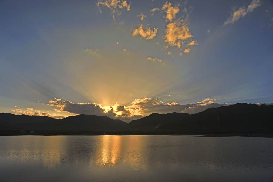 [原创]甘南夏河桑科草原美丽风光1