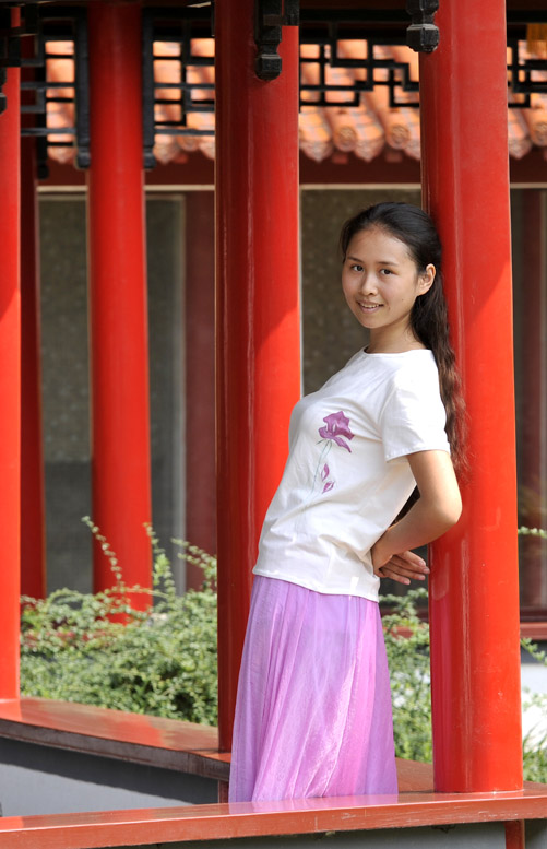 龙都闪现汉服之美