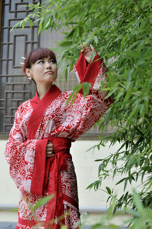 龙都闪现汉服之美
