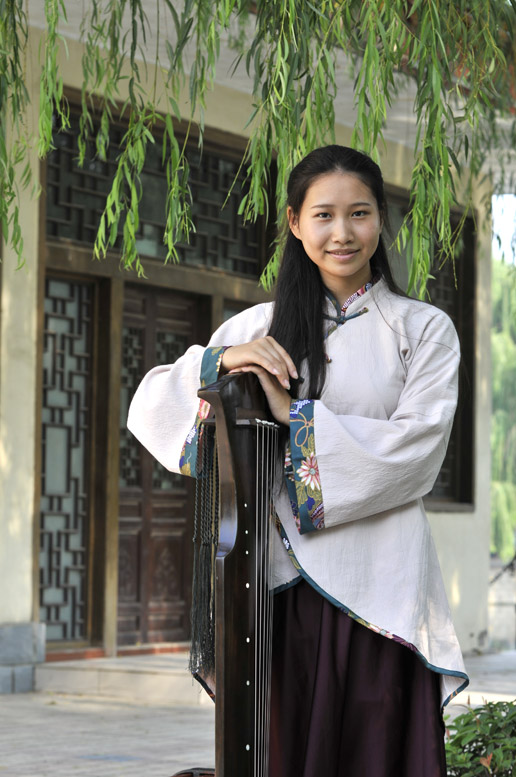 龙都闪现汉服之美
