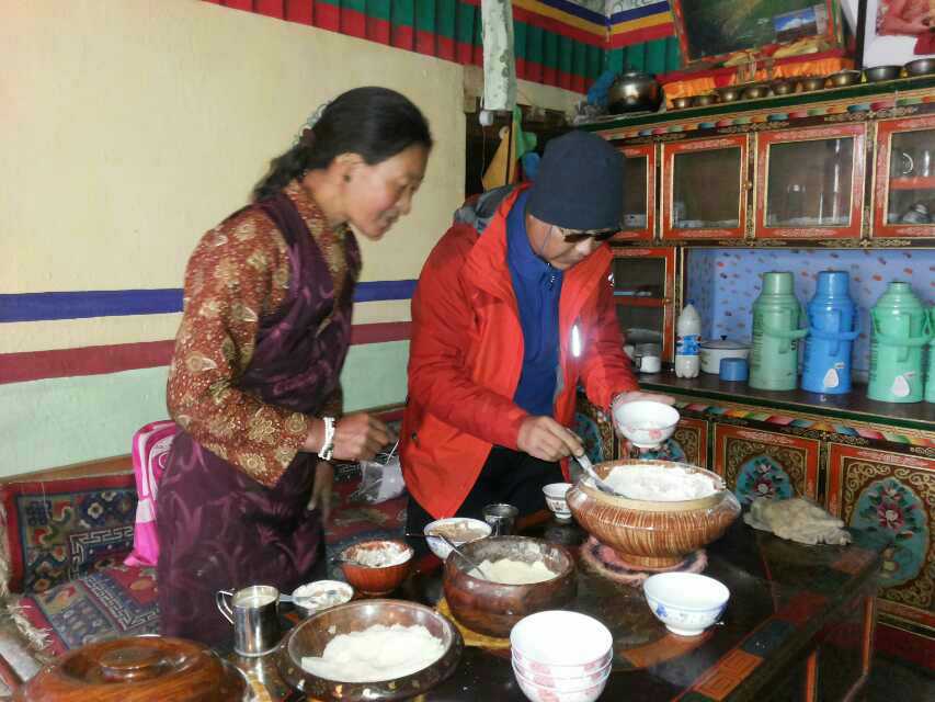 石油人走西藏