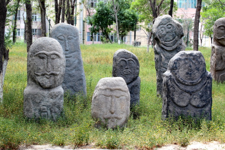 乌鲁木齐市胡杨林生态园