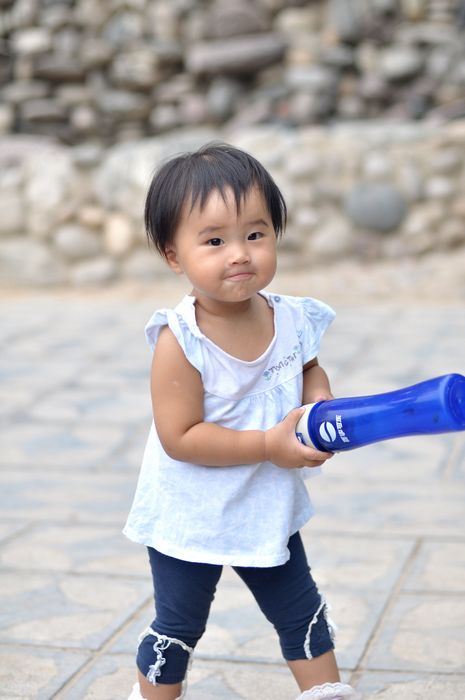 可爱小妞----- 果果