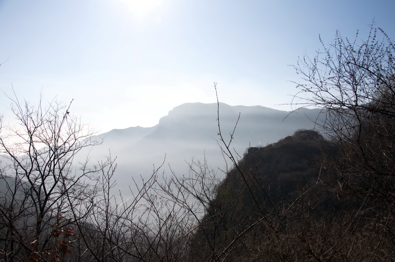 天平山冬日地貌风光