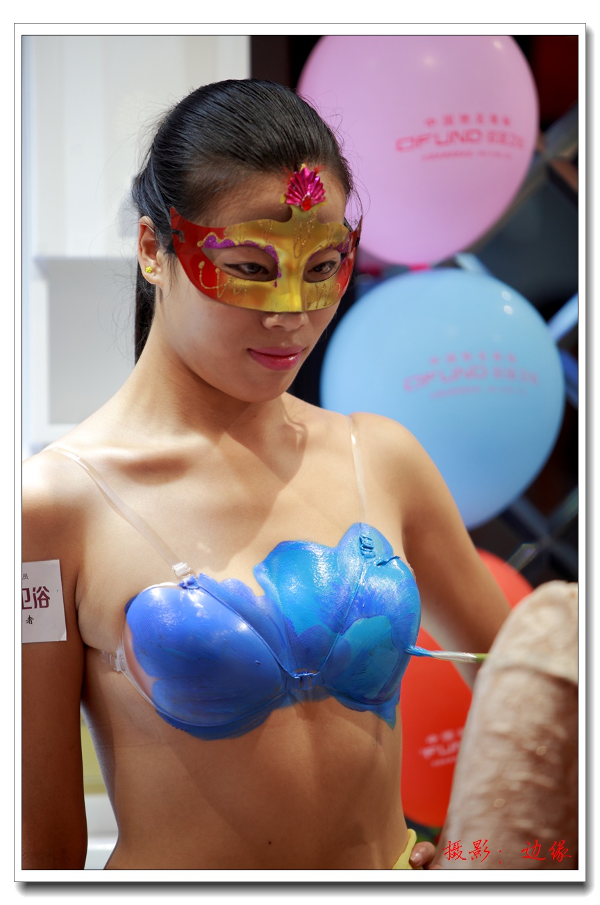 现场人本彩绘