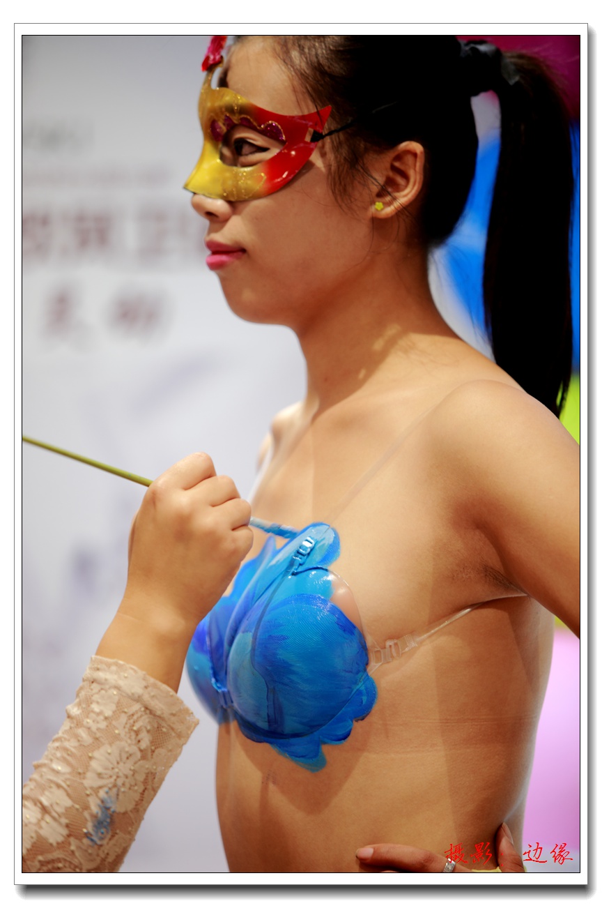 现场人本彩绘