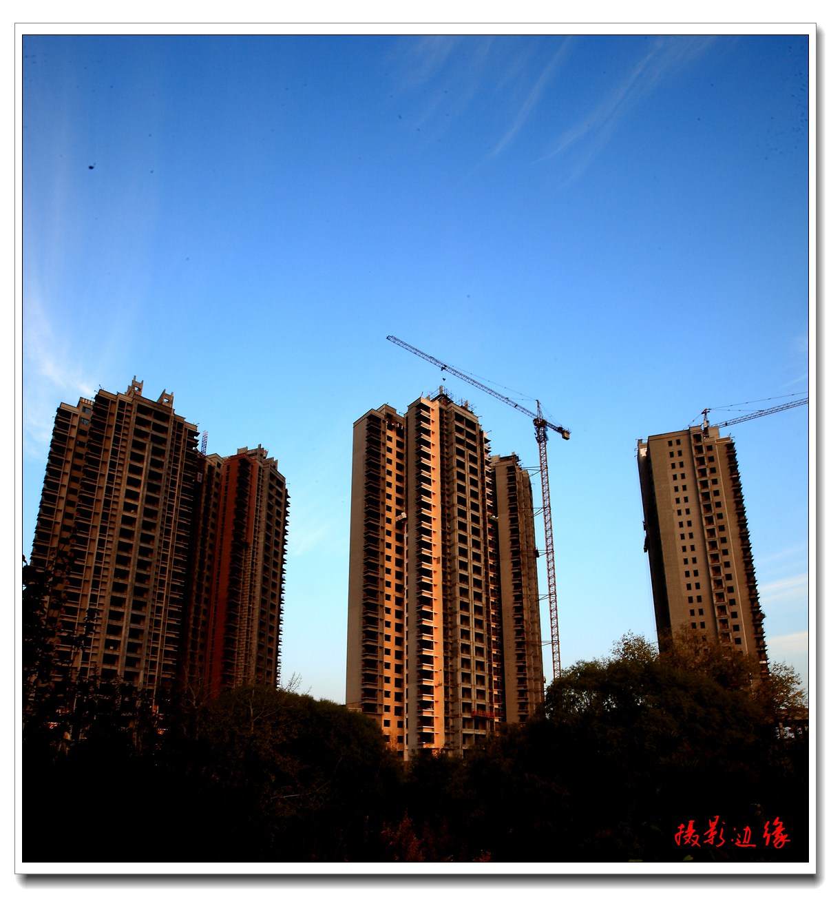 傍晚时分、多情的云彩