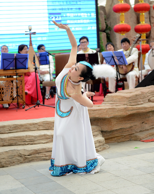 嘎鲁舞