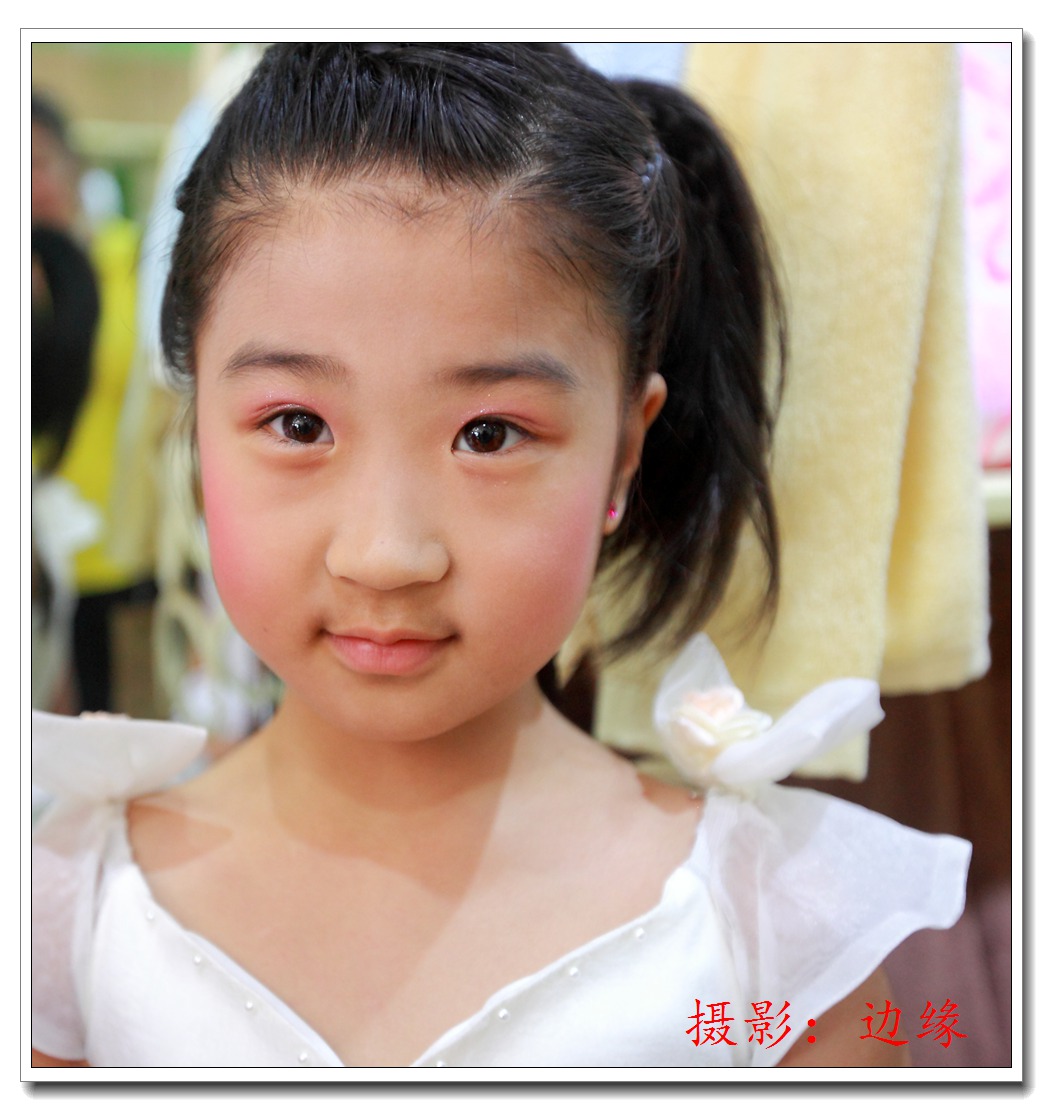 可爱的小女孩