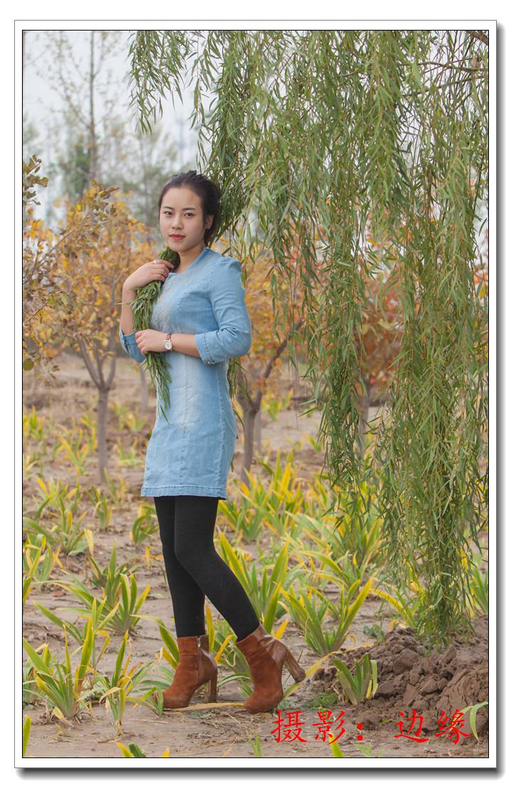 秋水湖畔拍美女