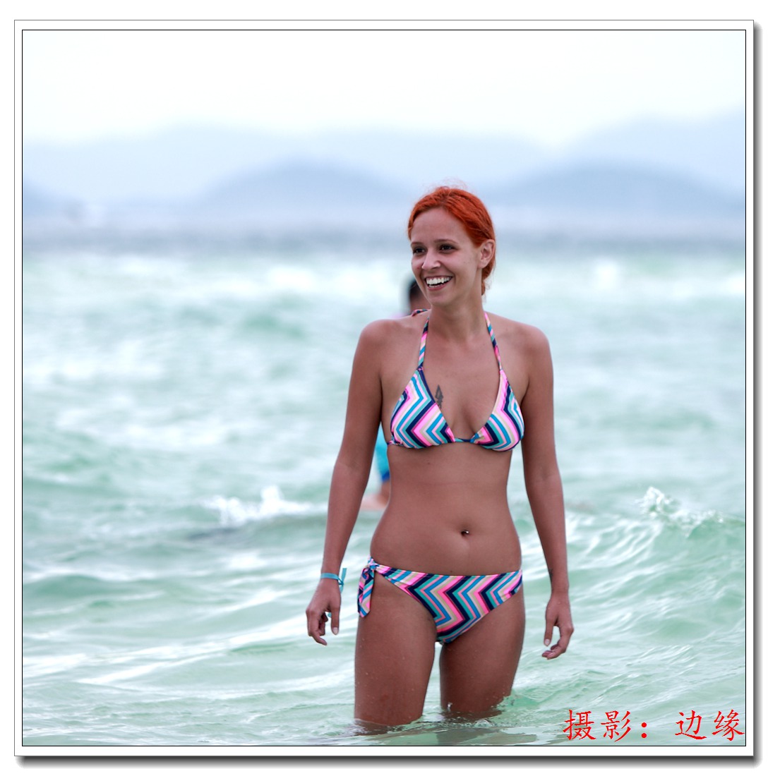 开心欢乐海边玩