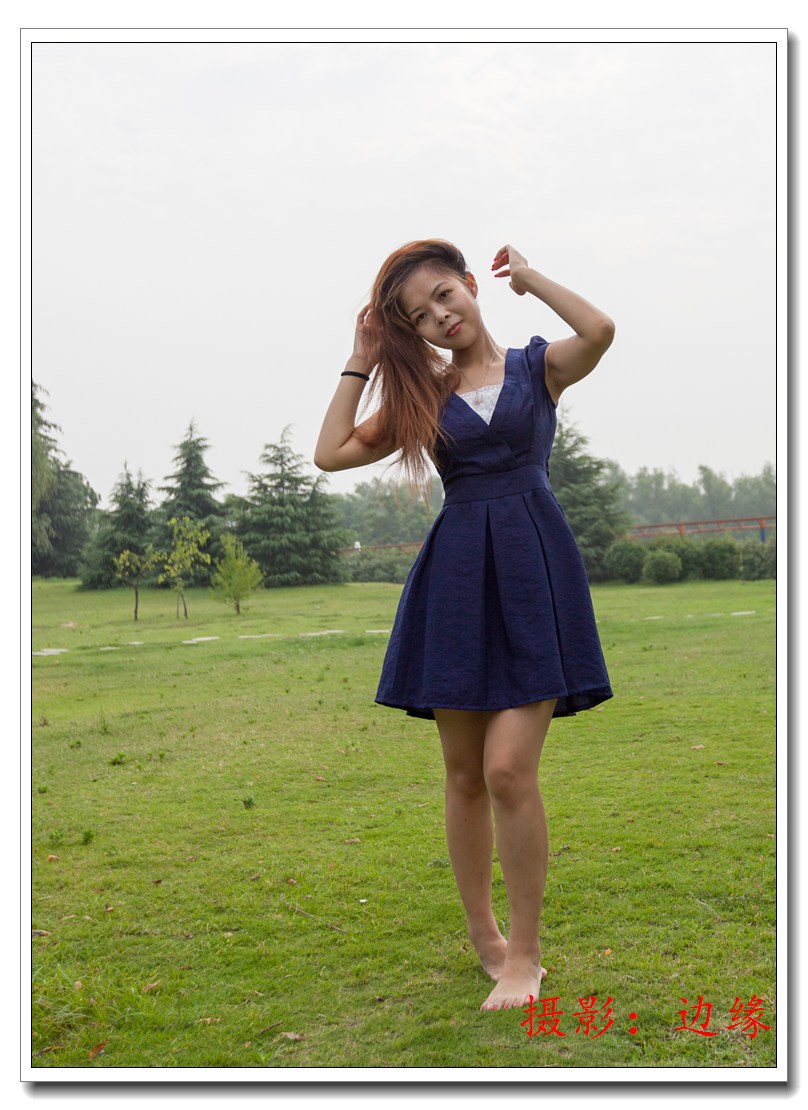 悠闲自在快乐的美女