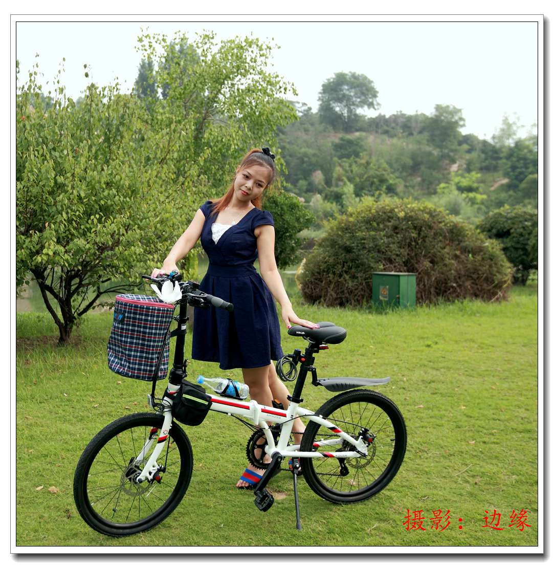 喜欢骑自行车的美女