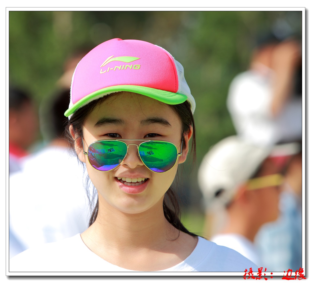 你们搞活动，我拍美女