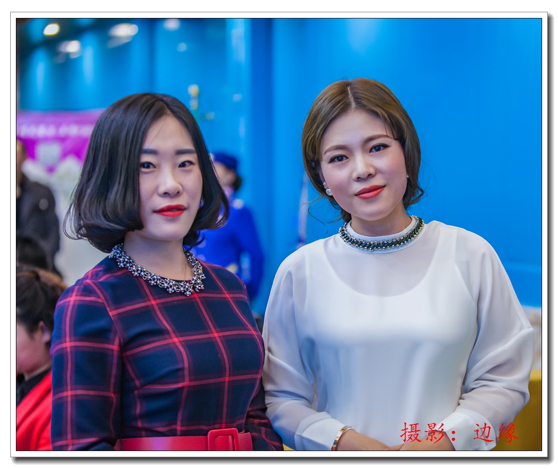漂亮的双人合影像