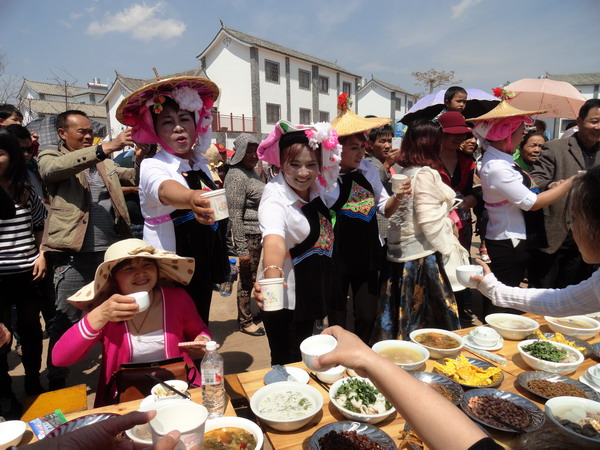 祭龙树